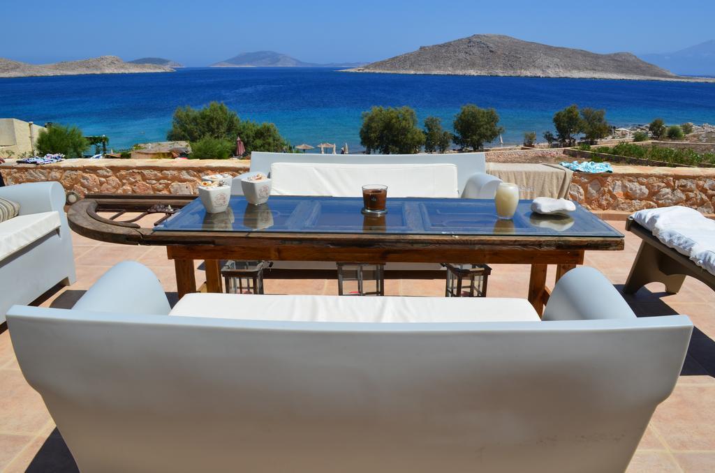 Villa Aristoteles Chalki Town Exteriér fotografie
